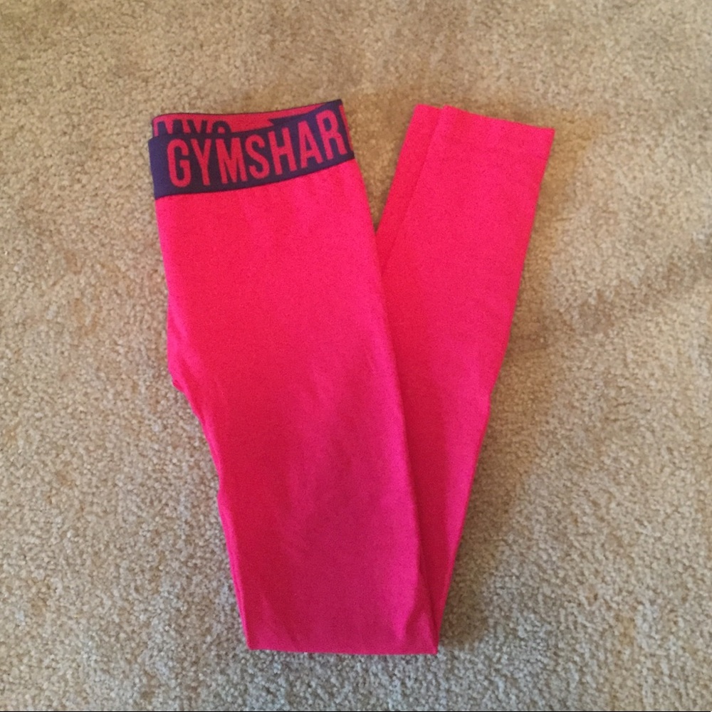 Bright pink fit leggings